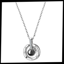 Carica l'immagine nel visualizzatore di Gallery, "Jeg elsker dig"-halskæde på 100 sprog - Ozerty
